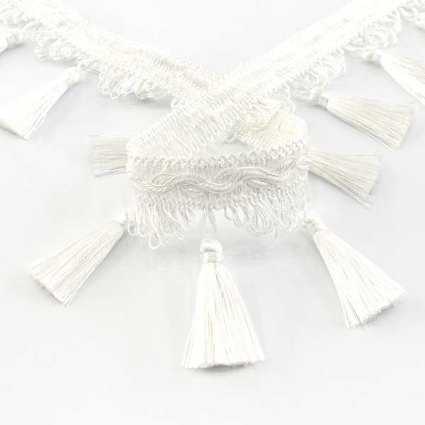 Тесьма с кисточками декоративная PASSAN цвет белый. Арт BPK - 019-col.PE - 57