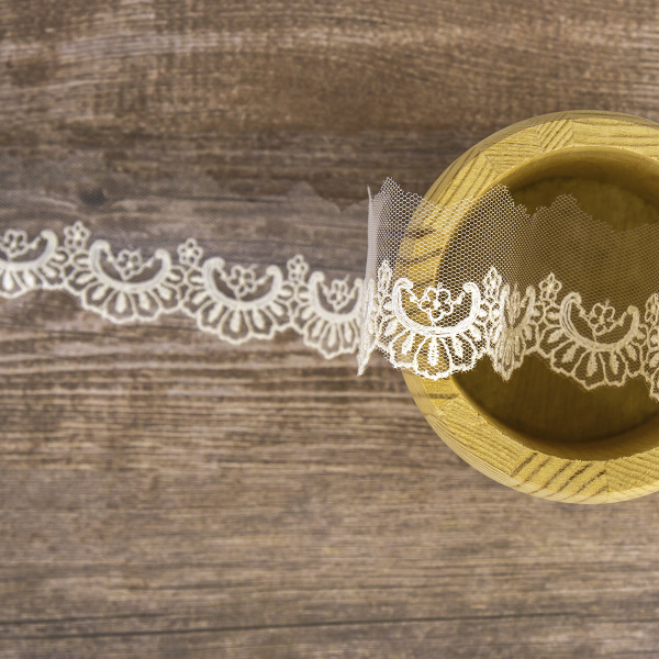 Кружево-вышивка на тюле, 22 мм, 13,5 м. Арт 41686/01