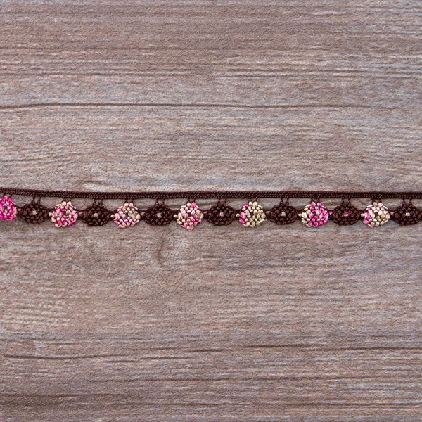 Мерсеризованное хлопковое кружево, 13 мм, цвет коричневый с розово-бежевым. Арт 3615/B5