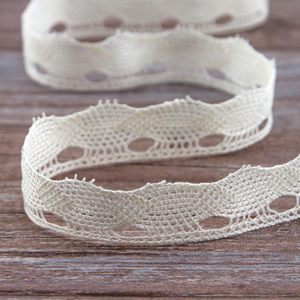 Мерсеризованное хлопковое кружево, 25 мм, цвет шампань. Арт 1673/72