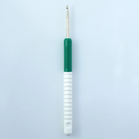 Крючок, вязальный с пластиковой ручкой addiColour №4, 15 см. Арт 148-7/4-15