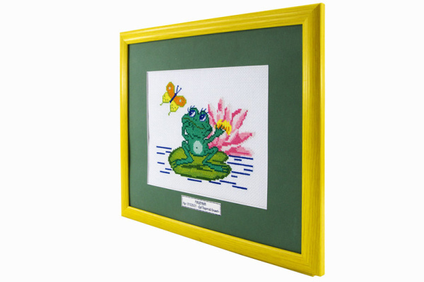 Вышитая картина "Да! Подлетай ближе". Арт Модель 01.026.01