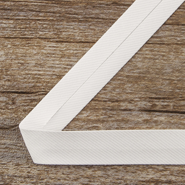 Косая бейка хлопок/полиэстер, 20 мм, 20 м, цвет 02, белый. Арт 6470-20мм-02   