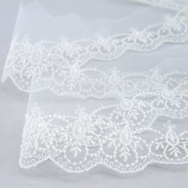 Кружево-вышивка на тюле, 32 мм, 13,5 м. Арт 41708/01