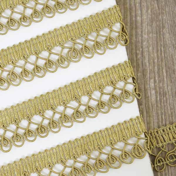 Тесьма PEGA тип интерьерная, цвет бежево-золотистый, 18 мм. Арт 844111218A1968