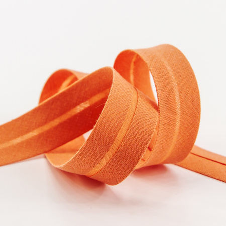 Косая бейка хлопок/полиэстер 20 мм, 25 м, цвет 85, лососевый. Арт 6120-20мм-85            