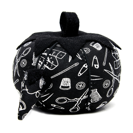 Игольница для игл "Помидор", 10 см. Арт 277.584.HG