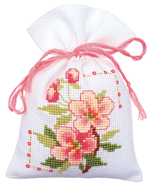 Набор для вышивания мешочков (саше) "Птички и цветы". Арт PN-0182726