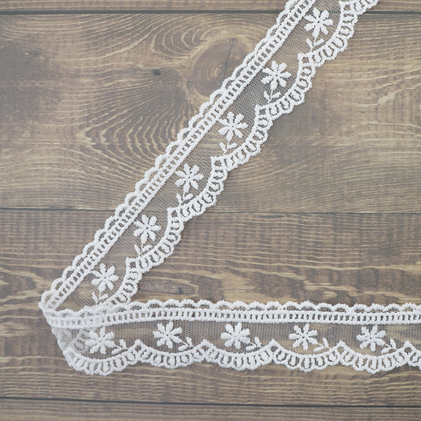 Кружево-вышивка на тюле, 30 мм, цвет белый, 100% полиэстер, 4,5 м. Арт T-3003.212