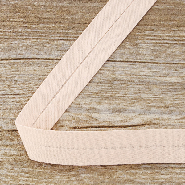 Косая бейка хлопок/полиэстер 20 мм, 25 м, цвет 83, чайная роза. Арт 6120-20мм-83            