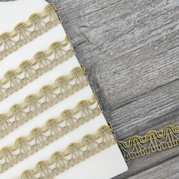 Тесьма PEGA тип отделочная, цвет бежевый с золотом, 15 мм. Арт 844153415DA005          