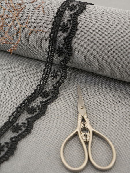 Кружево-вышивка на тюле, 30 мм, цвет черный, 100% полиэстер, 4,5 м. Арт T-3003.13