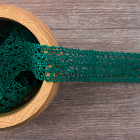 Мерсеризованное хлопковое кружево, 20 мм, цвет изумрудно-зеленый. Арт 3037/12                 