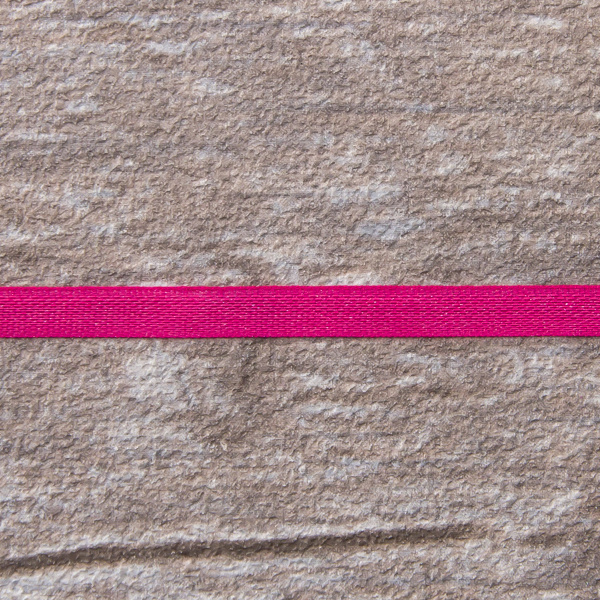 Лента для вышивания SAFISA на блистере, 4 мм, 5 м, цвет 20, малиновый. Арт P111-4мм-20             