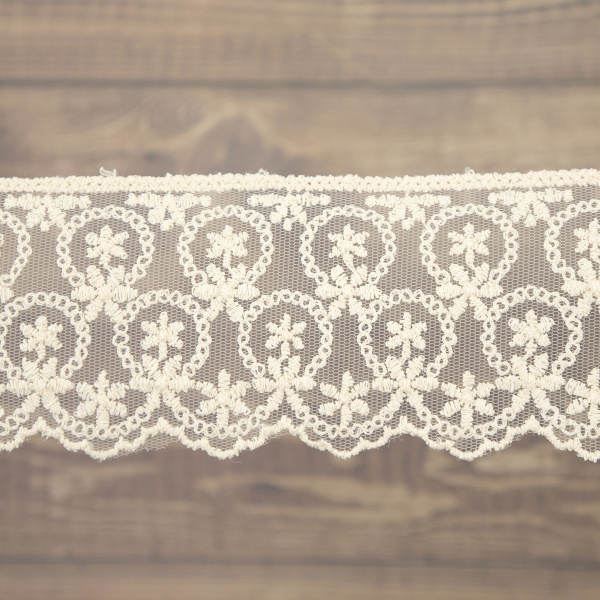 Кружево-вышивка на тюле, 63 мм, цвет бежевый, 100% полиэстер, 3,5 м. Арт T-1909.371