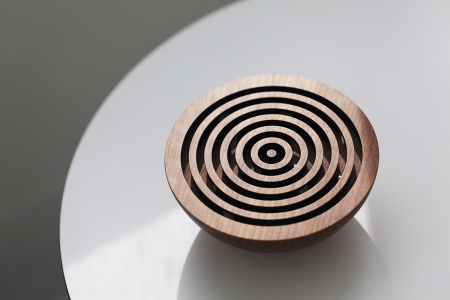 Головоломка-лабиринт дизайнерская NAEF CLASSIC "Sphaera" 6+, темное дерево, 12,5 х 5,5 см. Арт 9719