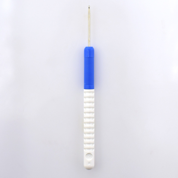 Крючок, вязальный с пластиковой ручкой addiColour №2, 15 см. Арт 148-7/2-15