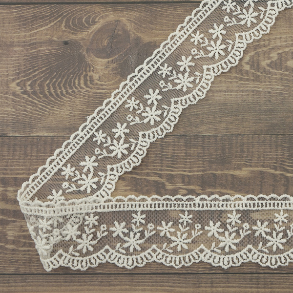 Кружево-вышивка на тюле, 40 мм, цвет молочный, 100% полиэстер, 4,5 м. Арт T-3004.112