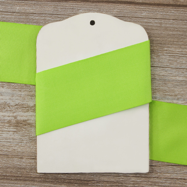 Лента репсовая SAFISA, 50 мм, 25 м, цвет 73 желто-зеленый. Арт 350-50мм-73