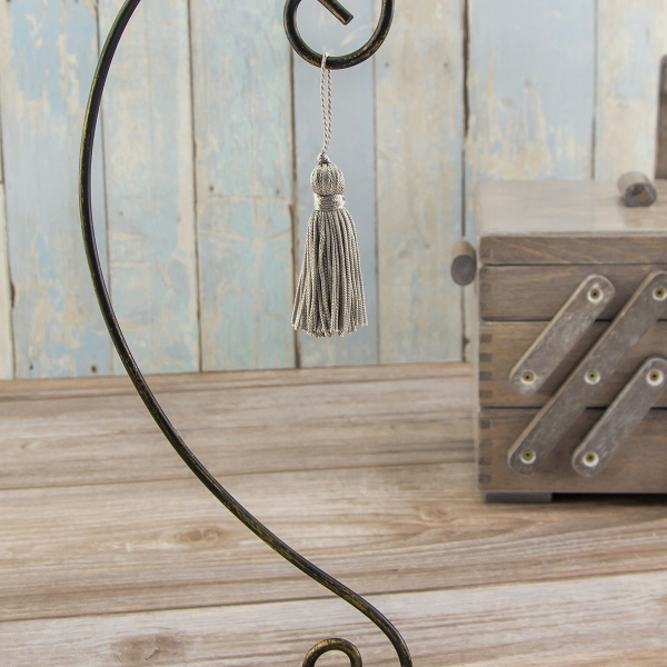 Кисть декоративная на шнуре, длина 70 мм, цвет серебряный. Арт KY - 02-col.PE - 65