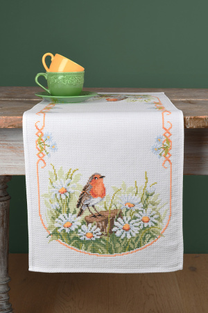 Набор для вышивания дорожки "Малиновка и маргаритки". Арт PN-0021791