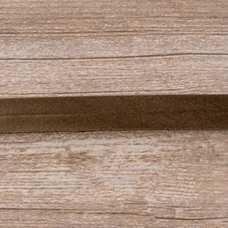 Косая бейка атласная 20 мм, 25 м, цвет 17, темно-коричневый. Арт 6260-20мм-17            