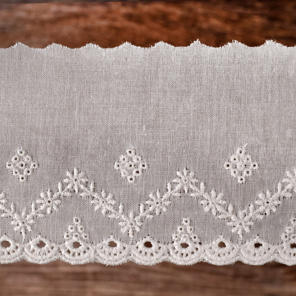 Шитье-вышивка на батисте, 55 мм, цвет белый. Арт 19752/01