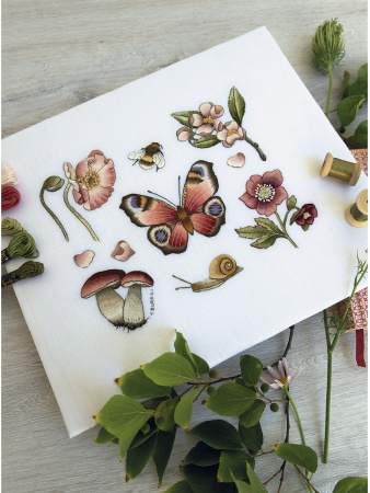 Книга "Вышиваем гладью. Поэзия природы" Триш Бурр. Арт 978-5-00141-995-2