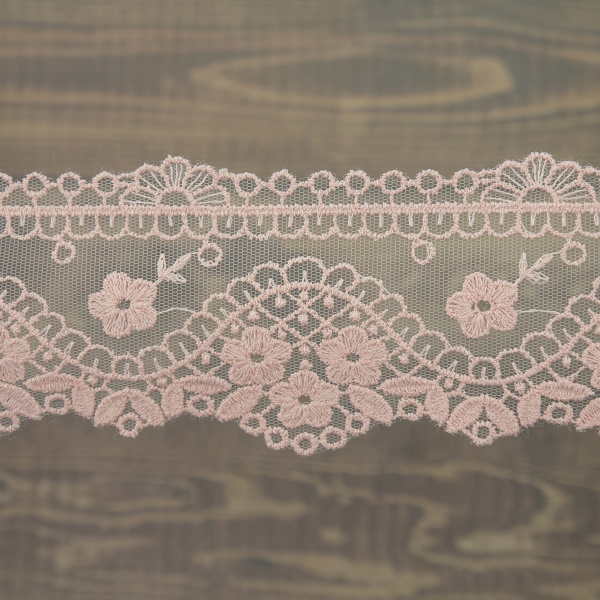Кружево-вышивка на тюле, 65 мм, цвет бледно-розовый, 100% полиэстер, 3,5 м. Арт WT-30675.226