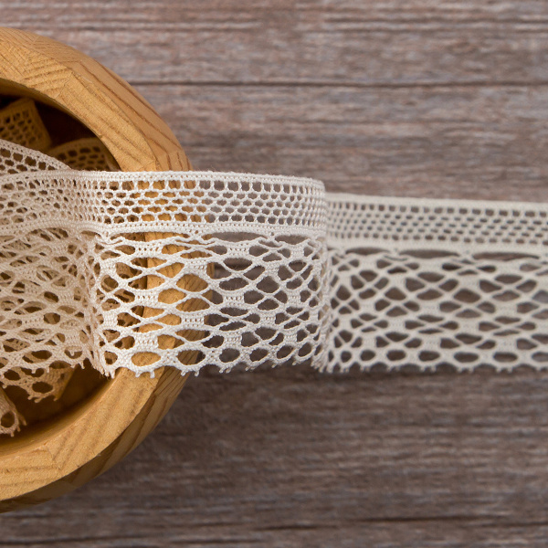 Мерсеризованное хлопковое кружево, 35 мм, цвет шампань. Арт 2011/72