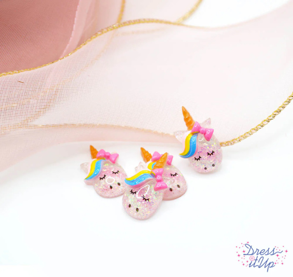 Набор пуговиц и/или декоративных элементов "Принцесы-единорожки". Арт 12207