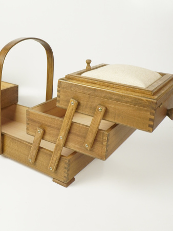 Шкатулка для рукоделия, бук, 3 этажа, коричневый. Арт 31/151/2                