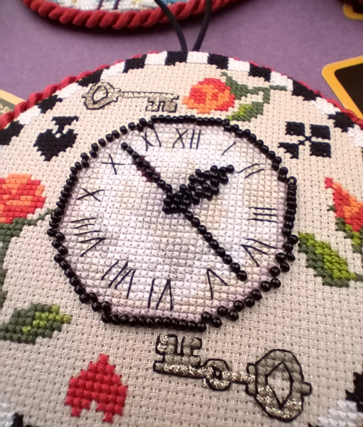 Набор для создания пинкипов "Зазеркальная история". Арт 21.002.35