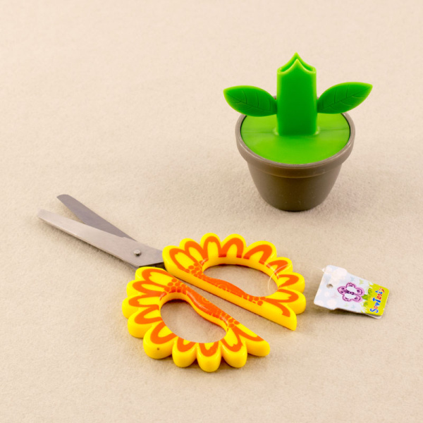 Ножницы "Цветочный горшок", 15 см, цвет желтый. Арт B4833-3