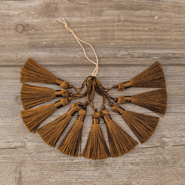 Кисть декоративная на шнуре, длина 45 мм, цвет шоколадный. Арт KY - 01-col.PE - 18