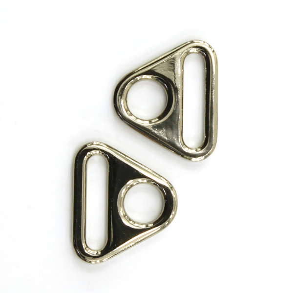 Треугольник с кольцом литой, 25 мм. Арт 4519.NK/G002