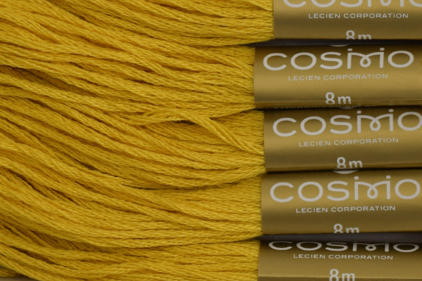 Мулине COSMO однотонный цвет  702       . Арт 25-6/702       