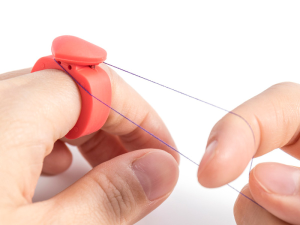 Набор колец безразмерных с лезвиями для обрезания нитей. Арт N4372