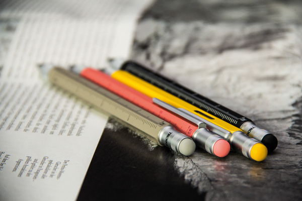 Ручка шариковая TROIKA многофункциональная "CONSTRUCTION". Арт PIP20/CL