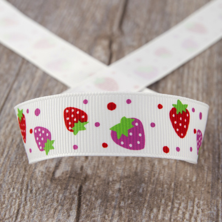 Лента репсовая на картонной мни-катушке  "Клубнички". Арт VR20.356