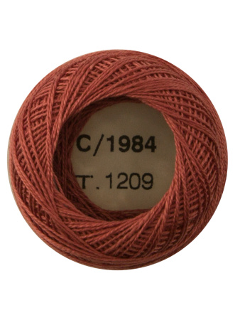 Мулине "Finca Perle"(Жемчужное"), №16,однотонный цвет 1984. Арт 00008/16/1984           