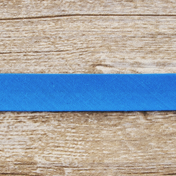 Косая бейка хлопок/полиэстер 20 мм, 25 м, цвет 16, сине-голубой. Арт 6120-20мм-16            