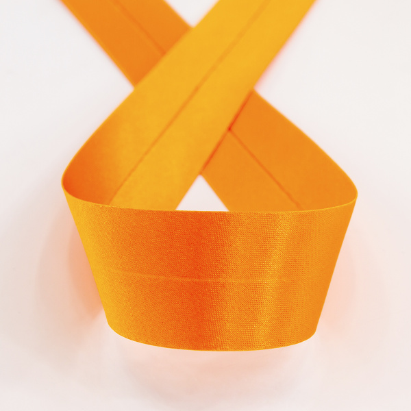 Косая бейка атласная 30 мм, 25 м, цвет 81, облепиховый. Арт 6260-30мм-81            