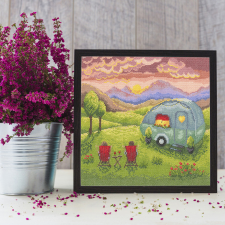 Набор для вышивания "Our Happy Place". Арт XLP1