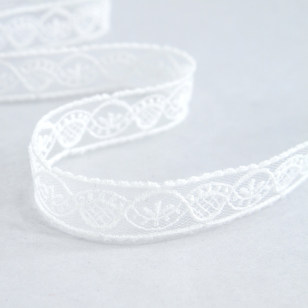 Вышивка на тюле, 19 мм, цвет белый. Арт I643/01