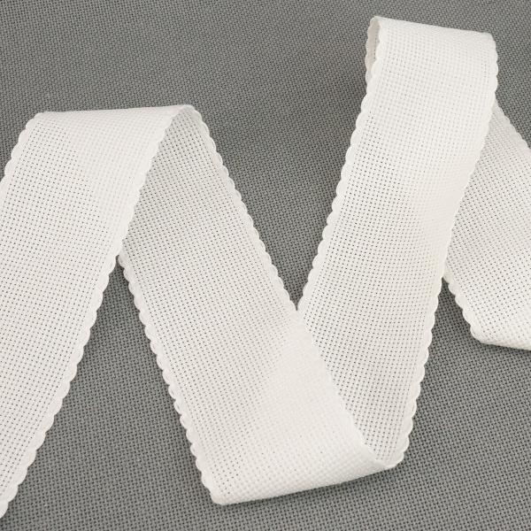 Лента канвовая Aida для вышивания 14 ct ширина 5 см. Арт 7107/1                  