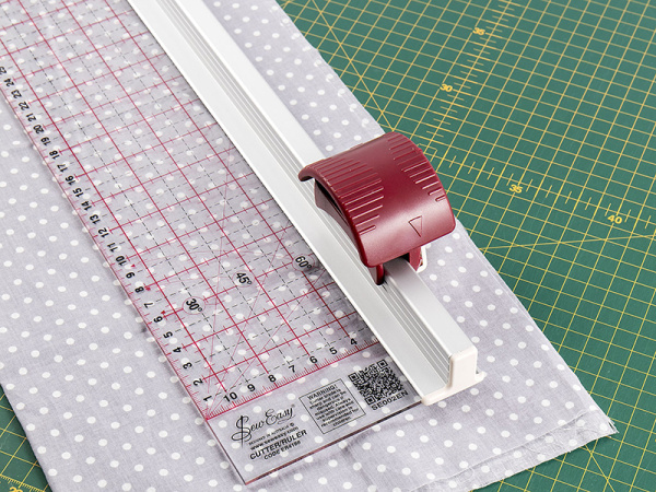 Линейка 11,4 х 70 см с ножом для раскроя. Арт ER4188