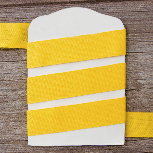 Тесьма киперная хлопковая на блистере SAFISA, 25 мм, 2 м , цвет 32, желтый. Арт P00260C-25мм-32         