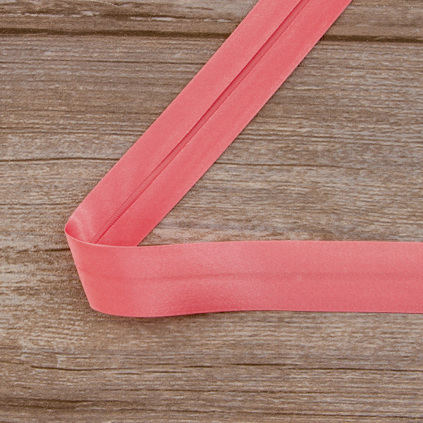 Косая бейка атласная 30 мм, 25 м, цвет 29, ярко-розовый. Арт 6260-30мм-29            
