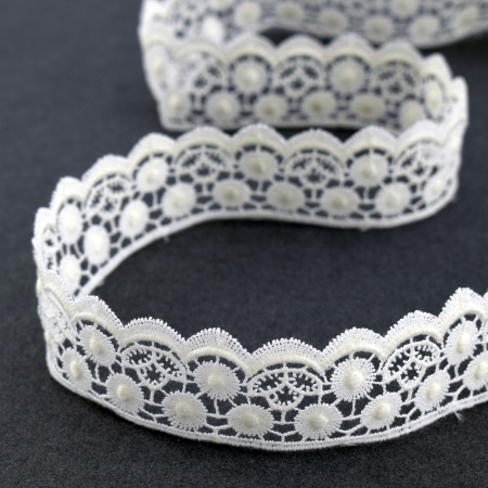 Гипюр, 31 мм, цвет шампань. Арт K054/72